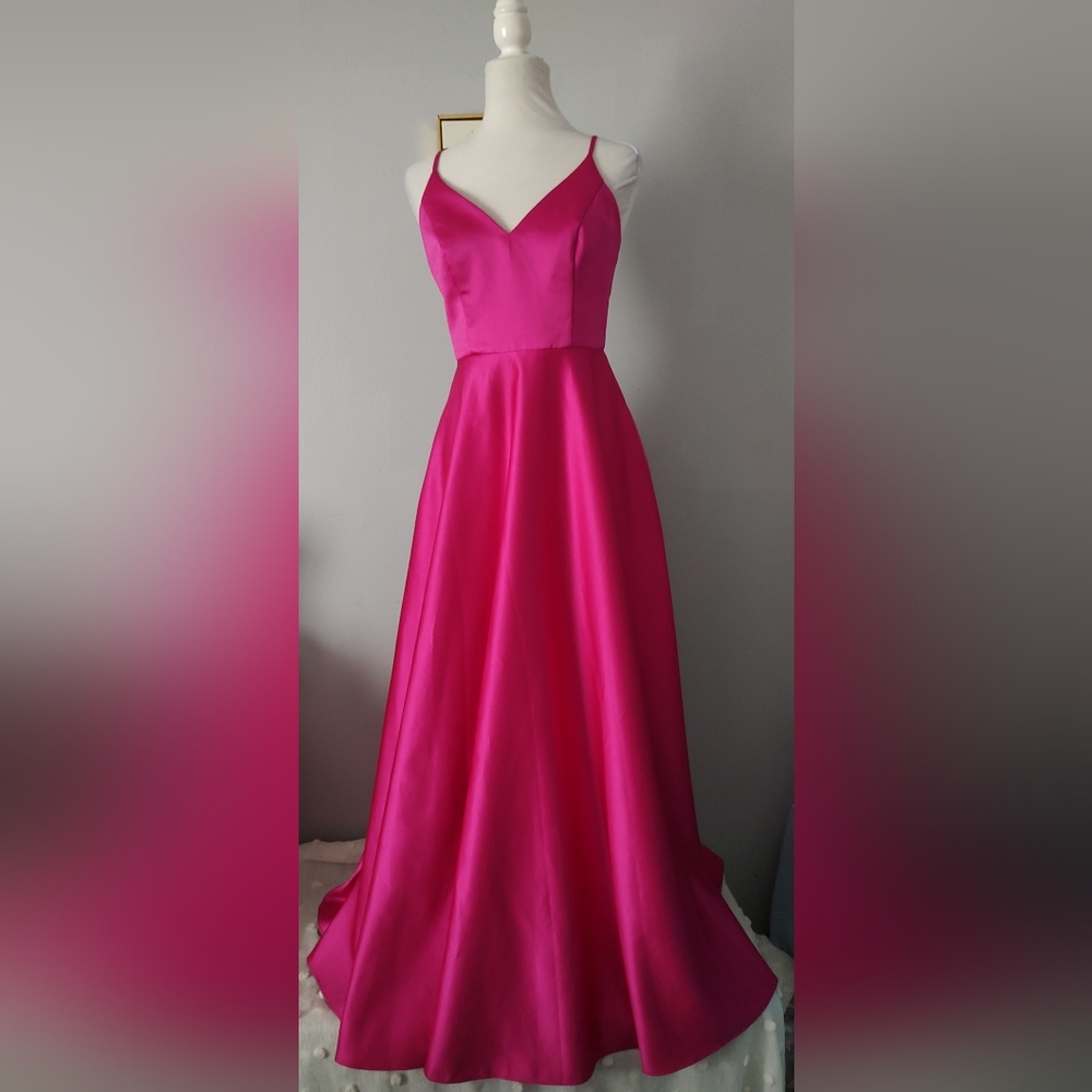 Celebrate DB Studio Maxi Dress Fiusha Size 6 With Pockets Zipper Back Party